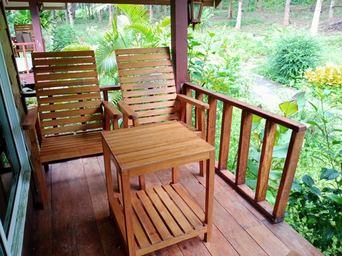 Phusam Big Resort Ko Mook Esterno foto