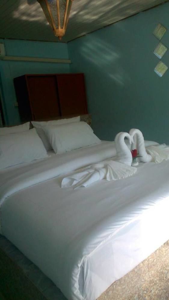 Phusam Big Resort Ko Mook Esterno foto