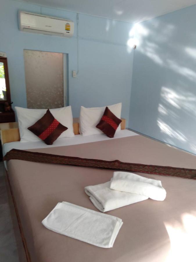Phusam Big Resort Ko Mook Esterno foto